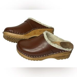 Troentorps Toffelfabrik Swedish Handmade Wooden Leather Womens US 7 Brown Clogs